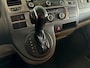 Volkswagen Transporter 2.0 TDI L2H1 Org NL Dub Cabine 6 Pers Automaat Leer Trekhaak Volledige onderhoud historie aanwezig.