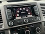 Volkswagen Transporter 2.0 TDI L2H1 Org NL Dub Cabine 6 Pers Automaat Leer Trekhaak Volledige onderhoud historie aanwezig.