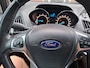 Ford B-Max 1.0 EcoBoost Titanium. Nieuwe distributieriem + groot onderhoud gehad. O.a. camera, navi, cruise, etc. Zeer nette auto.