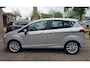 Ford B-Max 1.0 EcoBoost Titanium. Nieuwe distributieriem + groot onderhoud gehad. O.a. camera, navi, cruise, etc. Zeer nette auto.