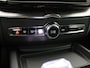 Volvo XC60 2.0 T6 Plug-in hybrid AWD Plus Black Edition 336PK Panoramadak, Trekhaak, 21" LM Velgen, 360gr. Camera, Head-Up Display, Elektr. Achterklep, Keyless, Memorystoel