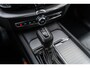 Volvo XC60 2.0 T5 AWD R-Design | Nappaleder | Stoelventilatie | Achteruitrijcamera | Parkeersensoren | Head-up Display | Eletkrisch Verstelbare Voorstoelen | Navigatie | Apple Carplay | Android Auto | Lichtmetalen Velgen 21 inch