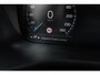 Volvo XC60 2.0 T5 AWD R-Design | Nappaleder | Stoelventilatie | Achteruitrijcamera | Parkeersensoren | Head-up Display | Eletkrisch Verstelbare Voorstoelen | Navigatie | Apple Carplay | Android Auto | Lichtmetalen Velgen 21 inch