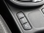 Toyota Yaris Cross 1.5 Hybrid 115 First Edition Comfort Pack | BTW voertuig | Dodehoek detectie | Stuur+stoelverwarming | Parkeersensoren voor+achter | Apple CarPlay/Android auto | achteruitrijcamera |
