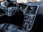 Volvo XC60 2.0 T5 FWD R-DESIGN | PANORAMA | STUUR / STOELVERWARM | CAMERA | MEMORY SEATS | LANE ASSIST | TREKHAAK | ADAPTIEF|LEDER