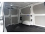 Ford E-Transit Custom 320 L1H1 Limited 71 kWh 218pk - Keyless - Stoelverwarming - Camera - Carplay - Rijklaar