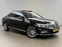 Volkswagen Passat 1.5 TSI Elegance Business R-Line | Pano | Virtual | IQ-Lights | Camera | Carplay | Cruise | Trekhaak | NAP