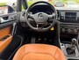 Volkswagen Golf Sportsvan 1.2 TSI Business Edition van 2de Eig met trekhaak en navigatie en App connect en cruise controle