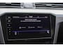 Volkswagen Passat Variant 1.5 TSI 150pk DSG R-Line Business + | Panoramadak | Achteruitrijcamera | Stoelverwarming