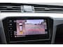 Volkswagen Passat Variant 1.5 TSI 150pk DSG R-Line Business + | Panoramadak | Achteruitrijcamera | Stoelverwarming
