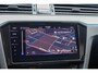 Volkswagen Passat Variant 1.5 TSI 150pk DSG R-Line Business + | Panoramadak | Achteruitrijcamera | Stoelverwarming