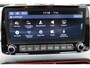 Hyundai Kona 1.6 GDI HEV Fashion Sport, Rosso Color Package, Trekhaak, Donker glas + zwarte hemel, Navi, App connect, Pdc voor + achter + camera, Cruise, Clima, Dode hoek detectie