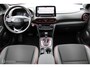 Hyundai Kona 1.6 GDI HEV Fashion Sport, Rosso Color Package, Trekhaak, Donker glas + zwarte hemel, Navi, App connect, Pdc voor + achter + camera, Cruise, Clima, Dode hoek detectie