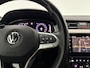 Volkswagen Passat 1.5 TSI Elegance Business R-Line | Virtual | IQ-Lights | Camera | Carplay | Cruise | LED | Keyless | NAP