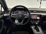Volkswagen Passat 1.5 TSI Elegance Business R-Line | Virtual | IQ-Lights | Camera | Carplay | Cruise | LED | Keyless | NAP