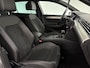 Volkswagen Passat 1.5 TSI Elegance Business R-Line | Virtual | IQ-Lights | Camera | Carplay | Cruise | LED | Keyless | NAP