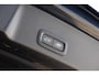 Volvo XC40 1.5 T2 Plus Dark | Achteruitrijcamera | Parkeersensoren | Harman Kardon Audio | Keyless Entry | Elektrische Achterklep | Elektrisch Verstelbare Voorstoelen | Stoelverwarming | Navigatie | Apple Carplay | Android Auto