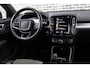 Volvo XC40 1.5 T2 Plus Dark | Achteruitrijcamera | Parkeersensoren | Harman Kardon Audio | Keyless Entry | Elektrische Achterklep | Elektrisch Verstelbare Voorstoelen | Stoelverwarming | Navigatie | Apple Carplay | Android Auto