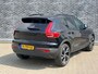 Volvo XC40 1.5 T2 Plus Dark | Achteruitrijcamera | Parkeersensoren | Harman Kardon Audio | Keyless Entry | Elektrische Achterklep | Elektrisch Verstelbare Voorstoelen | Stoelverwarming | Navigatie | Apple Carplay | Android Auto