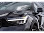 Volvo XC40 1.5 T2 Plus Dark | Achteruitrijcamera | Parkeersensoren | Harman Kardon Audio | Keyless Entry | Elektrische Achterklep | Elektrisch Verstelbare Voorstoelen | Stoelverwarming | Navigatie | Apple Carplay | Android Auto