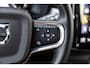 Volvo XC40 1.5 T2 Plus Dark | Achteruitrijcamera | Parkeersensoren | Harman Kardon Audio | Keyless Entry | Elektrische Achterklep | Elektrisch Verstelbare Voorstoelen | Stoelverwarming | Navigatie | Apple Carplay | Android Auto
