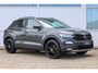 Volkswagen T-Roc 1.5 TSI 150pk Style | Parkeersensoren | Trekhaak | Stoelverwarming