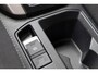 Volkswagen T-Roc 1.5 TSI 150pk Style | Parkeersensoren | Trekhaak | Stoelverwarming