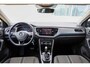 Volkswagen T-Roc 1.5 TSI 150pk Style | Parkeersensoren | Trekhaak | Stoelverwarming