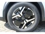 Peugeot e-2008 EV GT Avantage 54 kWh | Navi | Camera V+A | Ad. cruise | Keyless | DAB | LMV 17"|