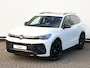 Volkswagen Tiguan R-Line Edition 1.5 eHybrid 200 kW / 272 PK SUV 6 v | Panoramadak | Trekhaak | 360 Camera | Black Style | 360 Camera | Head-Up | HD Matrix |