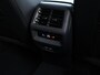 Volkswagen Tiguan R-Line Edition 1.5 eHybrid 200 kW / 272 PK SUV 6 v | Panoramadak | Trekhaak | 360 Camera | Black Style | HD Matrix | 360 Camera | Head-Up |