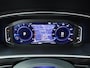 Volkswagen Tiguan 2.0 TSI 4Motion Highline Business R | Trekhaak | Pano | 20" | LED | Camera | DynAudio | Zeer compleet