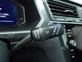 Volkswagen Tiguan 2.0 TSI 4Motion Highline Business R | Trekhaak | Pano | 20" | LED | Camera | DynAudio | Zeer compleet