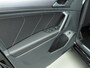 Volkswagen Tiguan 2.0 TSI 4Motion Highline Business R | Trekhaak | Pano | 20" | LED | Camera | DynAudio | Zeer compleet