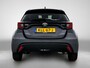 Toyota Yaris 1.5 Hybrid 115 First Edition + | BTW voertuig | Dodehoek detectie | Stoel+stuurverwarming | Parkeersensoren voor+achter | Apple CarPlay/Android Auto | Cruise Control Adaptive |