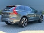 Volvo XC60 2.0 T6 Plug-in hybrid AWD Ultra Dark | Luchtvering | Trekhaak | HUD | Bowers & Wilkins | Pano | 360 camera | 22" velg! |