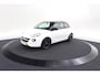 Opel Adam 1.0 Turbo Jam Favourite | Allseason Banden | Bluetooth Radio | Cruise Control | 16 Inch Lichtmetalen Velgen