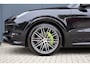 Porsche Cayenne Coupé 3.0 E-Hybrid Sport Design Techart | panoramadak | 360 camera | keyless | sportchrono | 4-zone climate |
