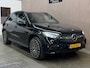 Mercedes-Benz GLC 300e 4MATIC AMG Line 2023 LUCHTVERING LED LEDER