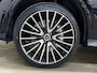 Mercedes-Benz GLC 300e 4MATIC AMG Line 2023 LUCHTVERING LED LEDER