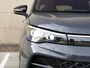 Volkswagen Tiguan R-Line Edition 1.5 eHybrid / 272 PK | Trekhaak | 360 Camera | Panorama | Head Up | Black Style | LED Matrix | Travel Assist | Stuur en Stoelverwarming | 20 inch |