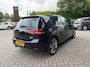 Volkswagen Golf 1.4 TSI ACT Connected Series | Navigatie | Xenon | R-line pakket | Massage Stoelen | Xenon | Schuifdak | Stoelverwarming | 18 Inch Lichtmetalen R-line Velgen