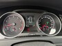 Volkswagen Golf 1.4 TSI ACT Connected Series | Navigatie | Xenon | R-line pakket | Massage Stoelen | Xenon | Schuifdak | Stoelverwarming | 18 Inch Lichtmetalen R-line Velgen