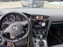 Volkswagen Golf 1.4 TSI ACT Connected Series | Navigatie | Xenon | R-line pakket | Massage Stoelen | Xenon | Schuifdak | Stoelverwarming | 18 Inch Lichtmetalen R-line Velgen