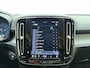 Volvo XC40 B3 177pk Automaat Core / Leder / Stoel + Stuurw. Verwarming / Noodreservewiel / Keyless / Elektr. Achterklep / 18'' + All Season Banden / Draadl. Telefoonlader / PDC + Camera /