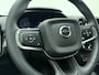 Volvo XC40 B3 177pk Automaat Core / Leder / Stoel + Stuurw. Verwarming / Noodreservewiel / Keyless / Elektr. Achterklep / 18'' + All Season Banden / Draadl. Telefoonlader / PDC + Camera /
