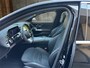 Mercedes-Benz E-klasse E 300 e Sport Edition | AMG Line | Panoramadak | Trekhaak | 360 Camera | Memorypakket | Distronic | Widescreen cockpit | Burmester 4D surround sound