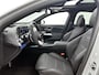 Mercedes-Benz E-klasse AMG 53 4MATIC+ Night Edition | Premium Plus | ENERGIZING-pakket | Winterpakket | Warmtecomfort pakket | AIR BALANCE pakket | USB–pakket Plus | Trekhaak | Stoelverwarming | Middenconsole in AMG Carbon | Multicontourstoelen | 21-inch kruisspaak AMG velgen | 360° camera | Panoramaschuifdak |