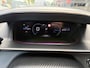 Peugeot 2008 145pk Hybrid GT (360gr Camera - Keyless Entry - LED - Parkeersensoren V+A - Adaptieve Cruise Controle - 17"incl 4S - Draadloos laden - Automatische Airco)