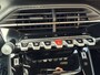 Peugeot 2008 145pk Hybrid GT (360gr Camera - Keyless Entry - LED - Parkeersensoren V+A - Adaptieve Cruise Controle - 17"incl 4S - Draadloos laden - Automatische Airco)